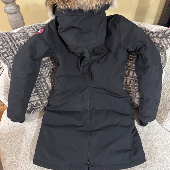Canada Goose Rossclair Mid Length Fur Hood Parka - Picture 2 of 13